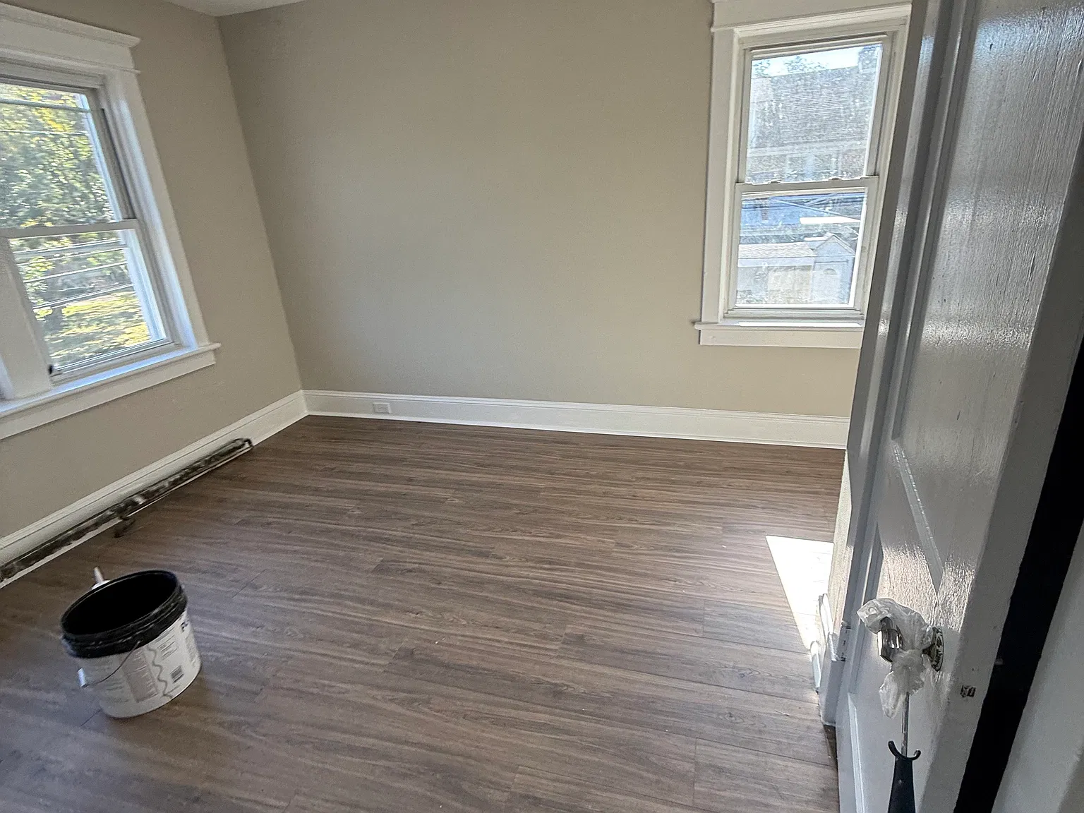 3 bed, 1120 sqft, $2,100 — Photo 3