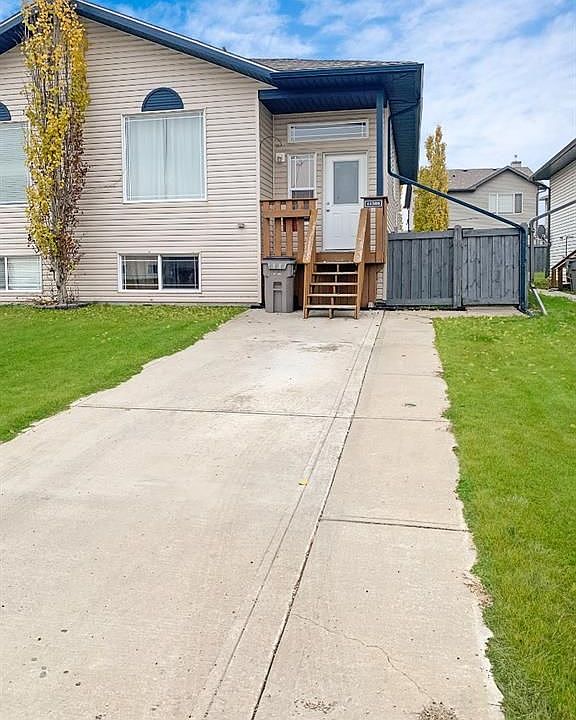 1st image of 11369 82nd Ave