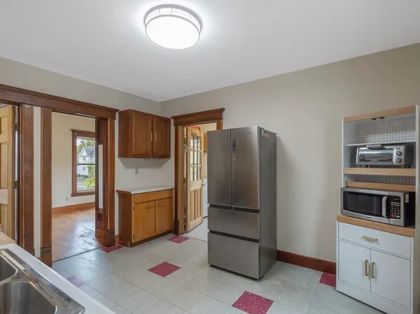 807 Burnet Ave, Syracuse, NY