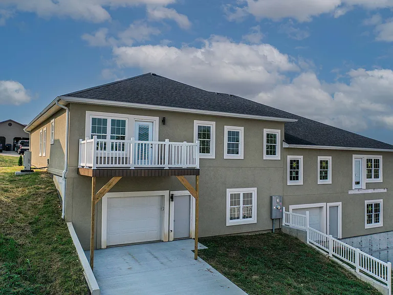 1828 Pinnacle Point Dr — Photo 20