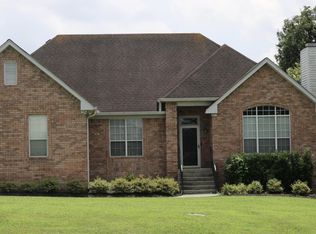 1120 Lea Cir, Lebanon, TN 37087
