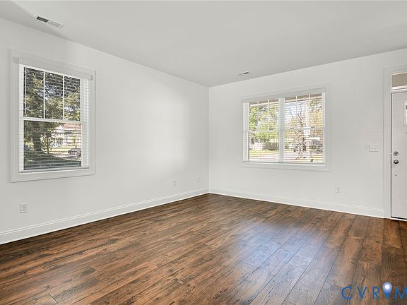 5th image of 2242 Ingram Ave