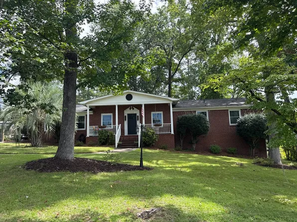 1204 Hummingbird Dr, West Columbia, SC 29169