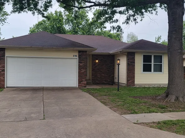 2793 W Katella Ln, Springfield, MO 65807
