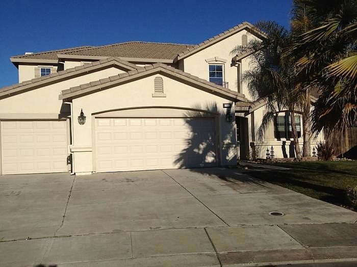 1st image of 2497 Portifino St