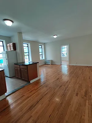 Rented by New York Residence | media 84