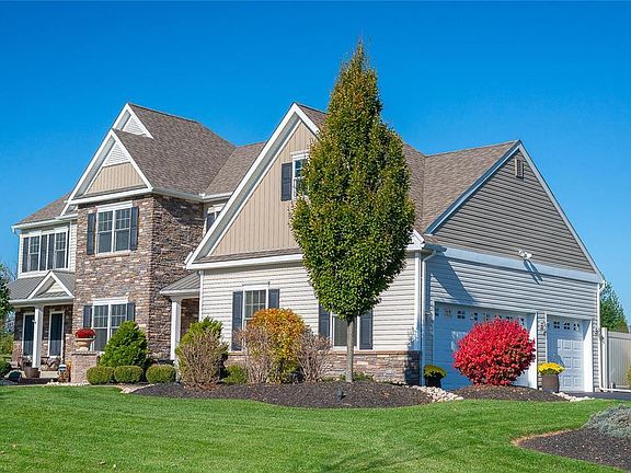 2nd image of 4314 Belmont Dr