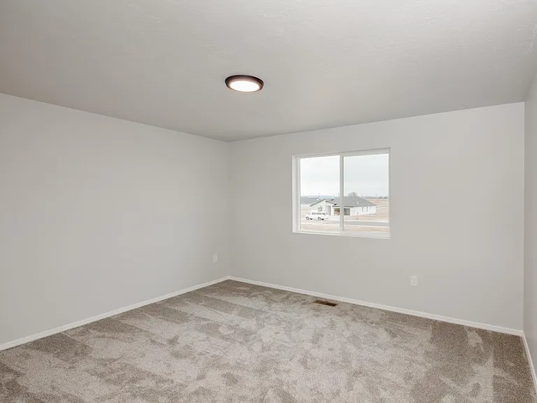 5143 W Apgar St — Photo 9