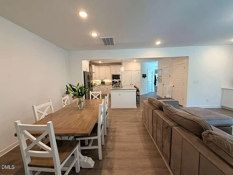 2222 Bohan Ct — Photo 15