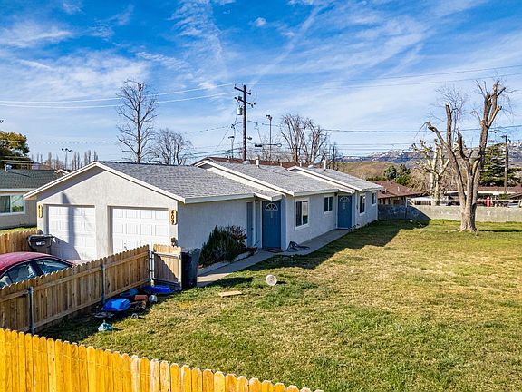 3rd image of 411 Maple St