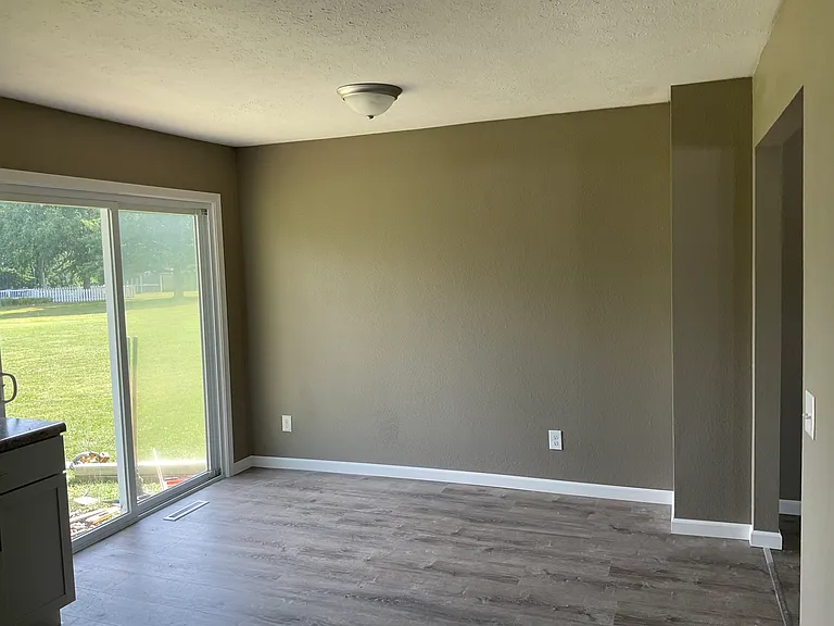 1841 Lakeview Dr #1 — Photo 4
