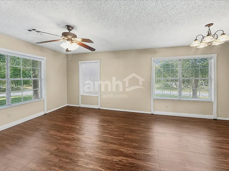 1474 Lodgepole Dr — Photo 8