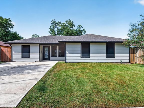 3rd image of 1019 Creager St