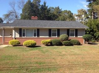 4532 Woodlark Ln, Charlotte, NC 28211