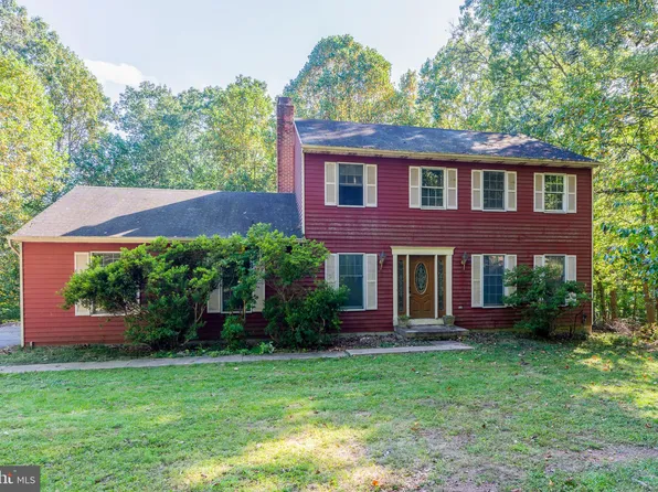 175 Timber Ln, Mount Gretna, PA 17064