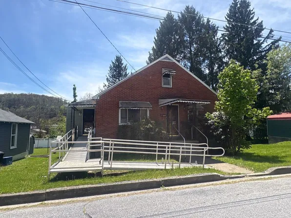 505 Ash St, Ridgway, PA 15853