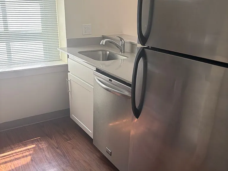 24-30 S Bank St #206 — Photo 7