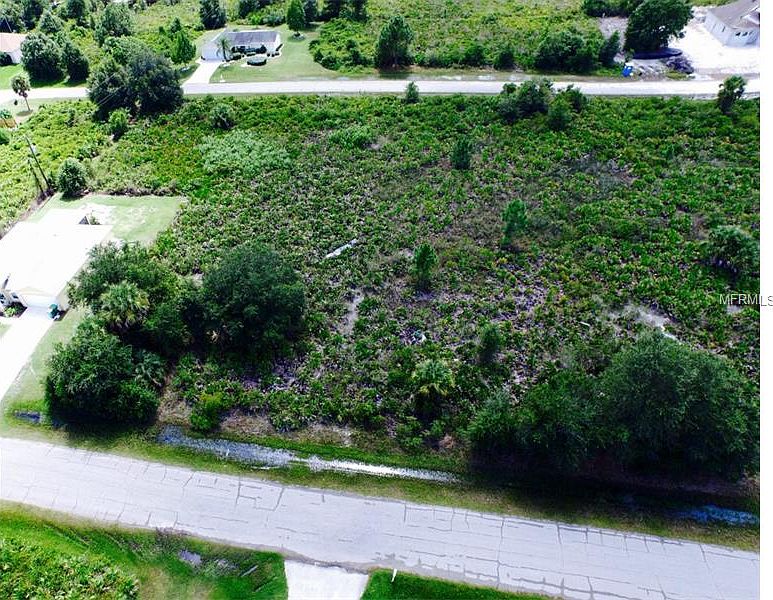 1st image of 22379 Cheryl Ave