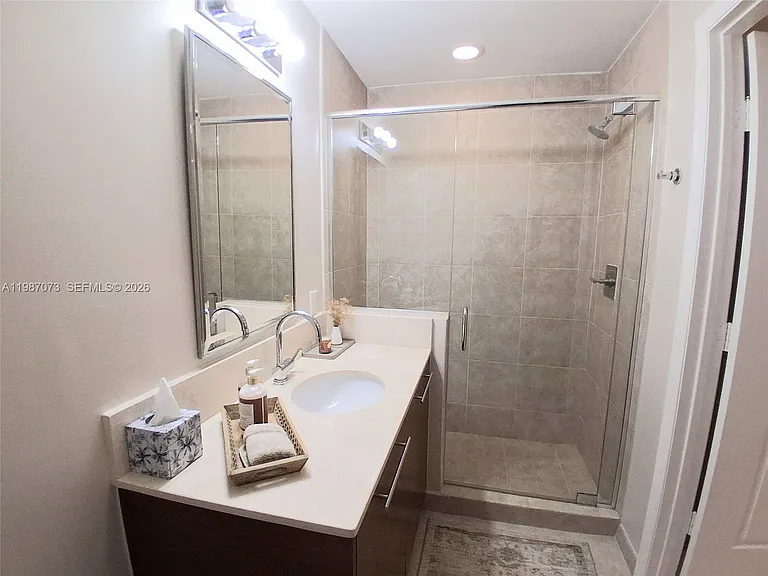 2641 N Flamingo Rd #2607N — Photo 15
