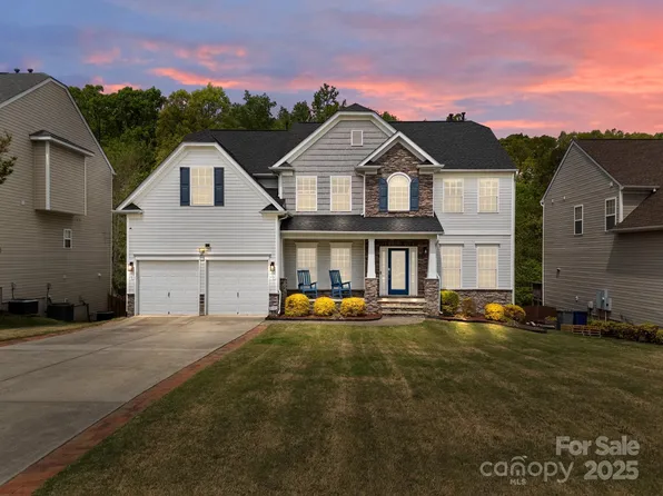 8453 Mossy Cup Trl, Harrisburg, NC 28075