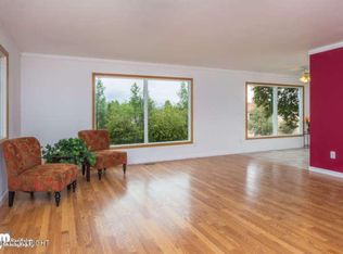 4001 N Point Dr, Anchorage, AK 99502