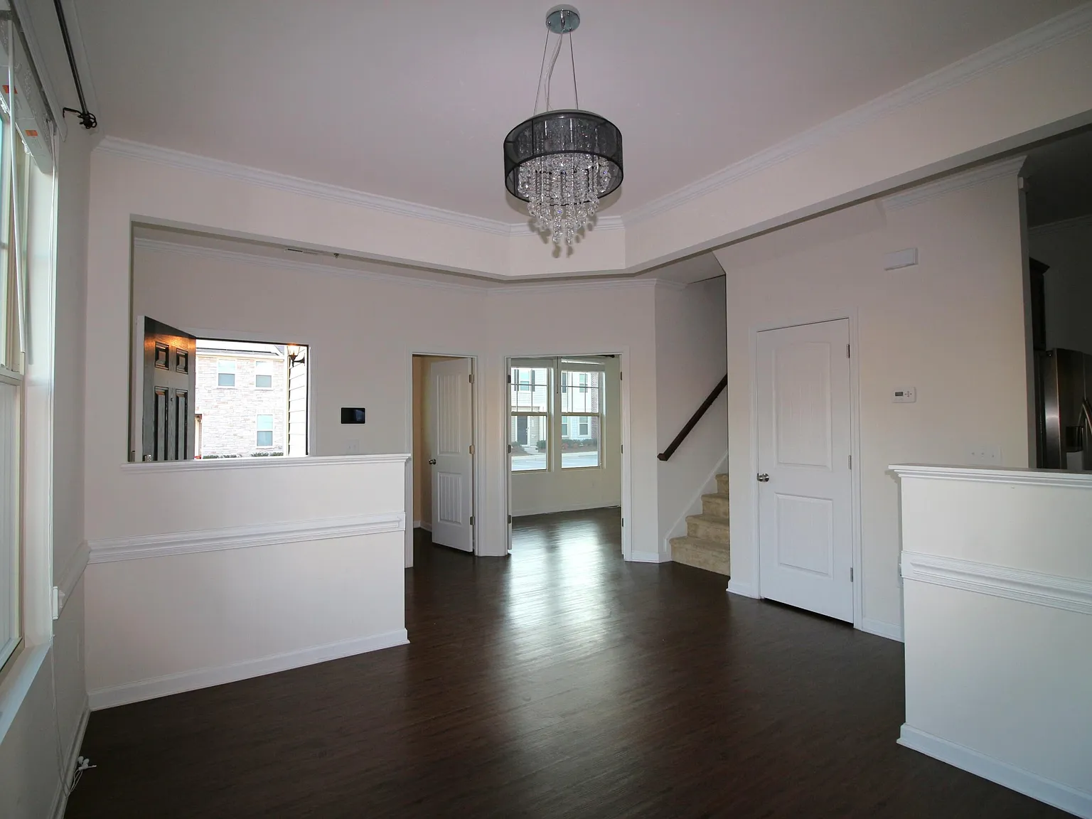 3 bed, 2.5 bath, 1810 sqft, $1,800 — Photo 4