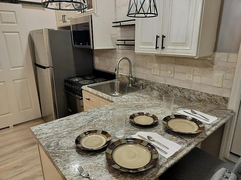 Kitchen-Dining Counter