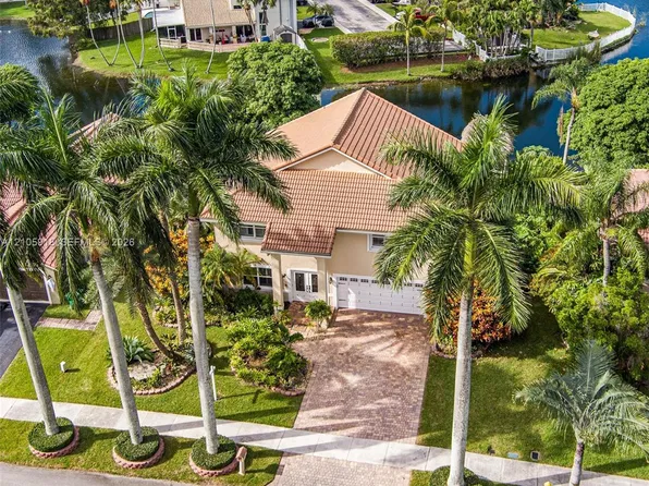 14010 Appalachian Trl, Davie, FL 33325