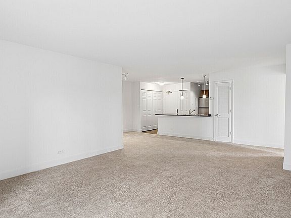 5th image of 333 Wood Creek Rd #4-04-108