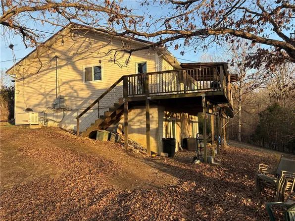 4931 Salles Dr, Harrison, AR 72601