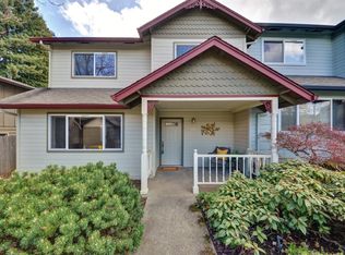 426 Chestnut St, Ashland, OR 97520