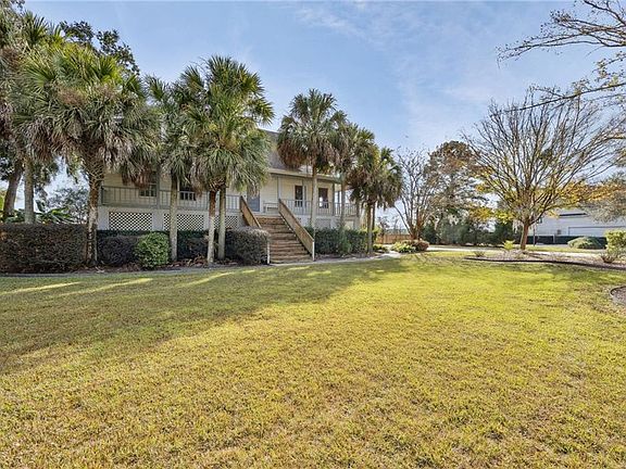 3rd image of 942 Bristol Hammock Cir