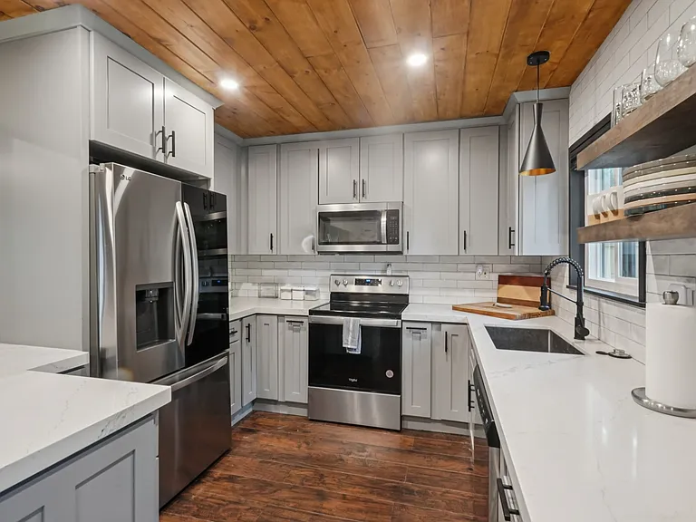 25340 Marion Ridge Dr — Photo 10