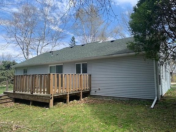 2nd image of 7 Stillman Dr