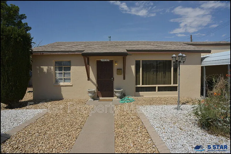 3 bed, 1.0 bath, 1107 sqft, $1,400 — Photo 2
