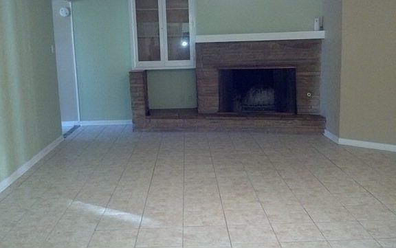 4th image of 3131 Blossom Ln