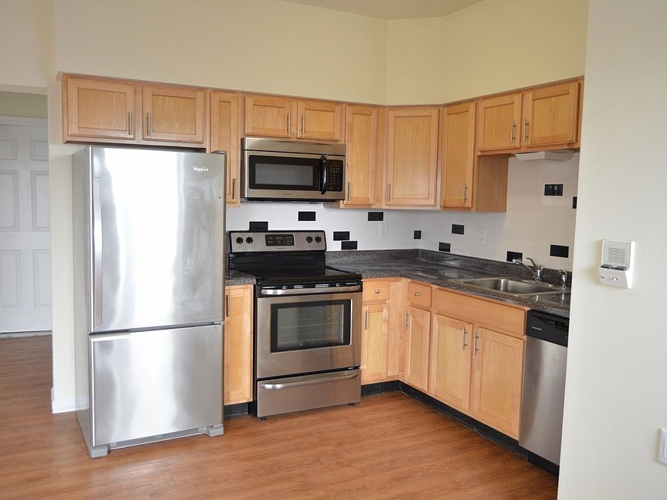 1st image of 1030 N 2nd St Unit 302