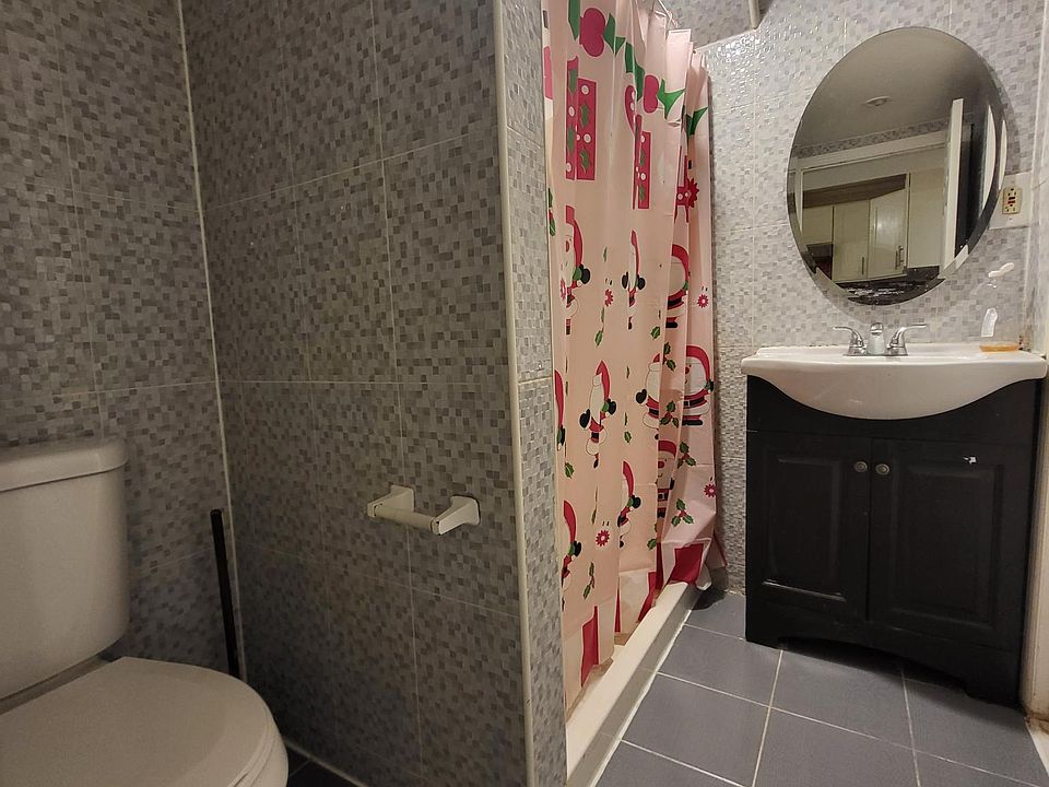 1st image of 21110 Hollis Ave #1
