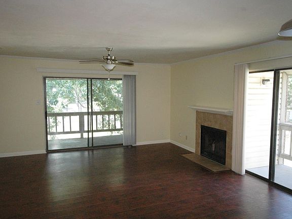 Large LR with fireplace