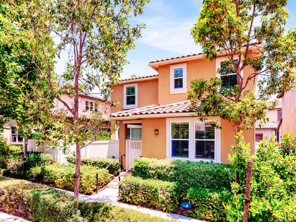 5764 Alcala Way
