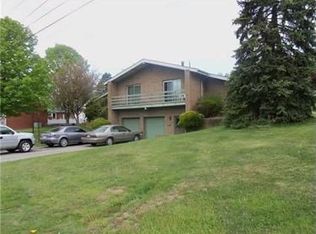 1111 Williams Dr, Belle Vernon, PA