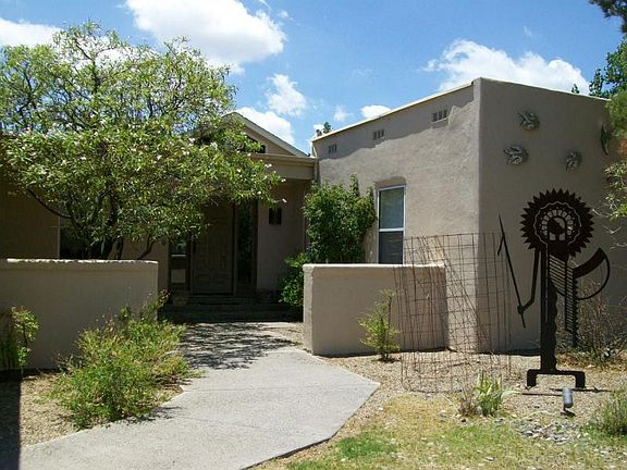 3rd image of 500 Kachina Cir