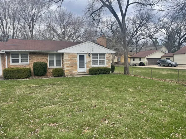 3102 Victoria Ave, McHenry, IL 60050