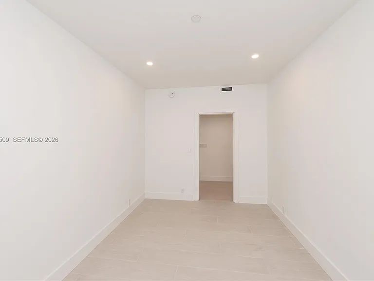 151 Crandon Blvd #241 — Photo 26