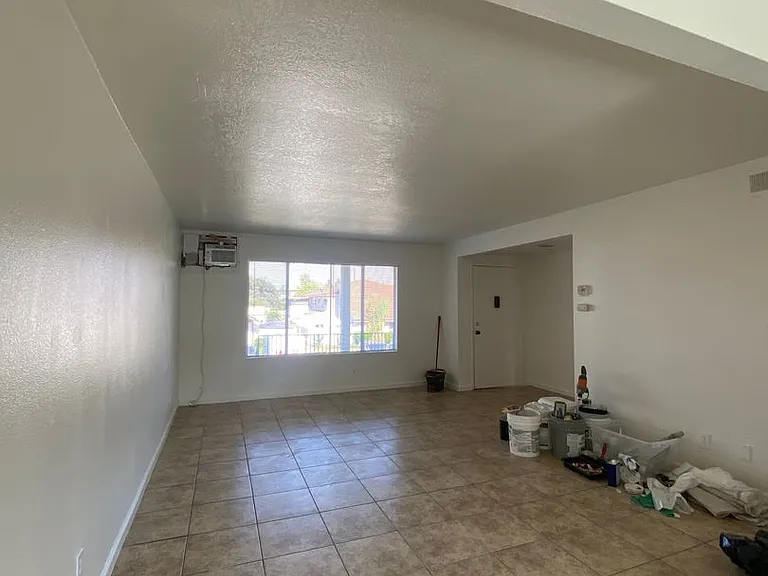 2561 E Terrace St — Photo 4