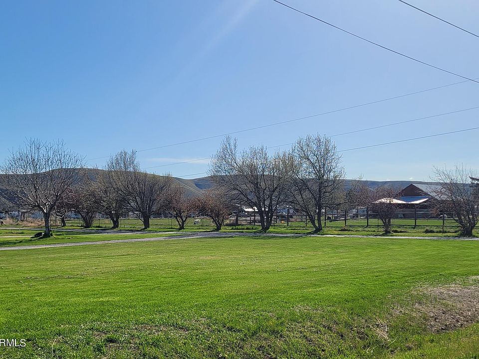 110 Elby Ln, Selah, WA 98942 Zillow