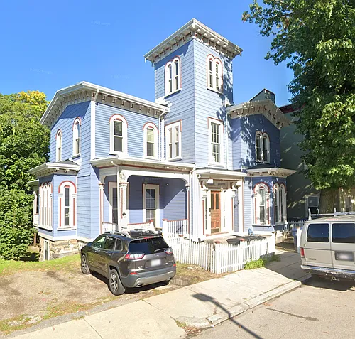 135 Hillside St Photo 1