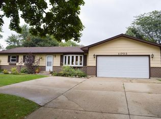 11703 224th Ave, Bristol, WI 53104