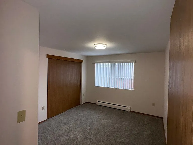 2677 Humboldt Rd — Photo 40