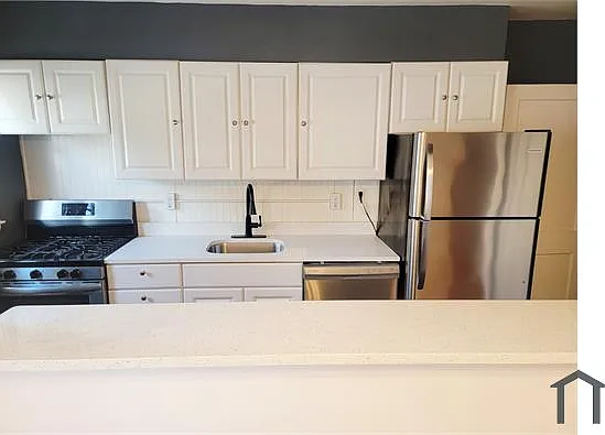 303 Leeanne Rd — Photo 12